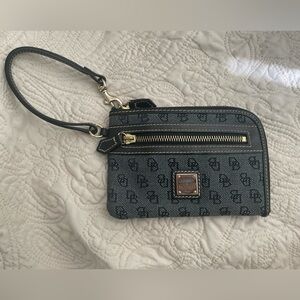Dooney & Bourke Vintage Navy and Black Wristlet